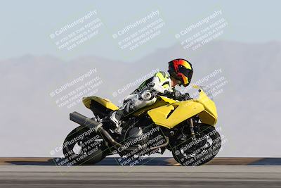 media/Dec-01-2025-Moto Forza (Mon) [[2daa91e15f]]/2-Intermediate Group/Session 2 Turn 9 Entry/